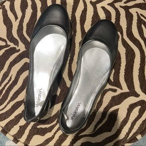 Silver Xhilaration Flats Size 6 1/2